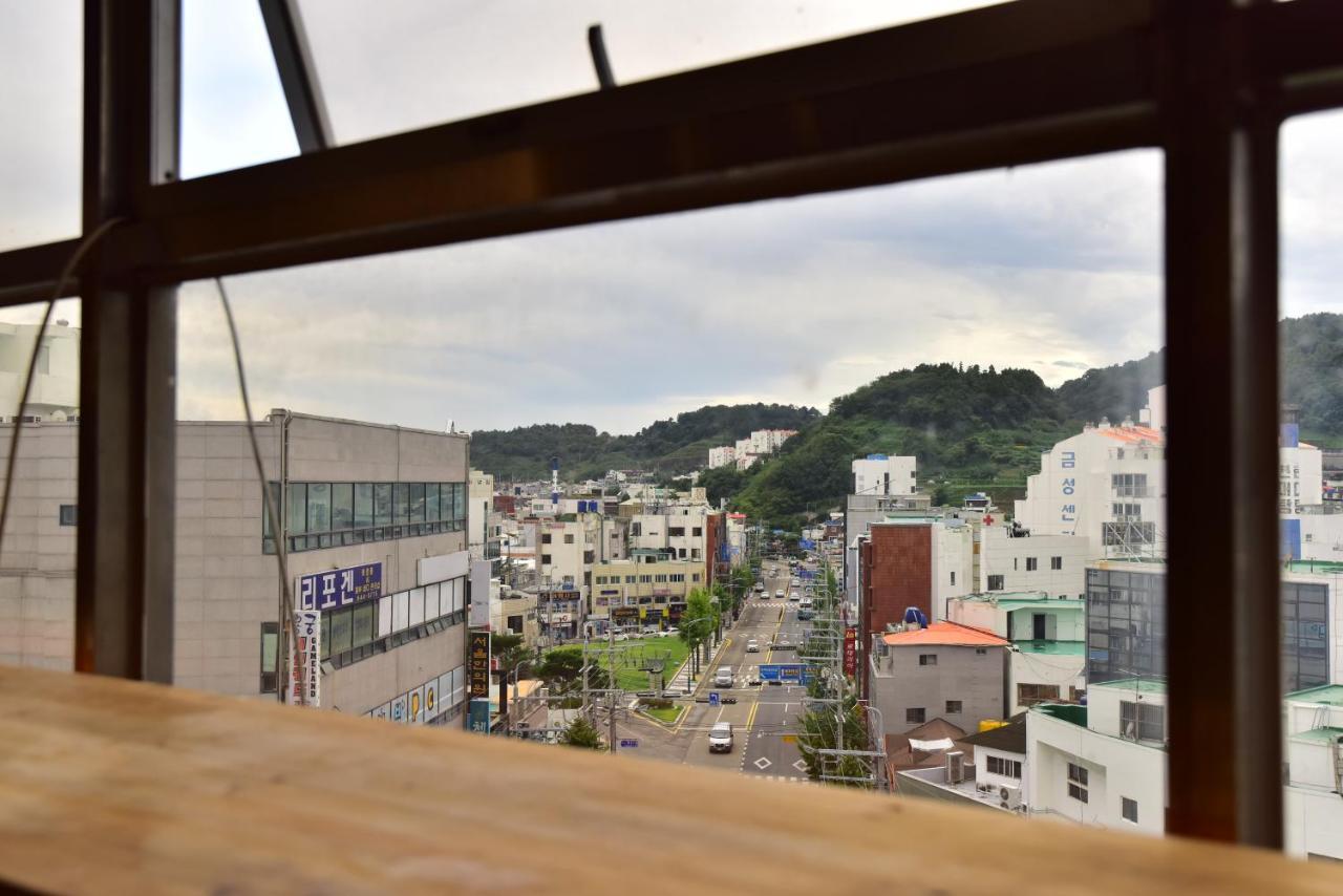 Lifeguesthouse Tongyeong Bagian luar foto