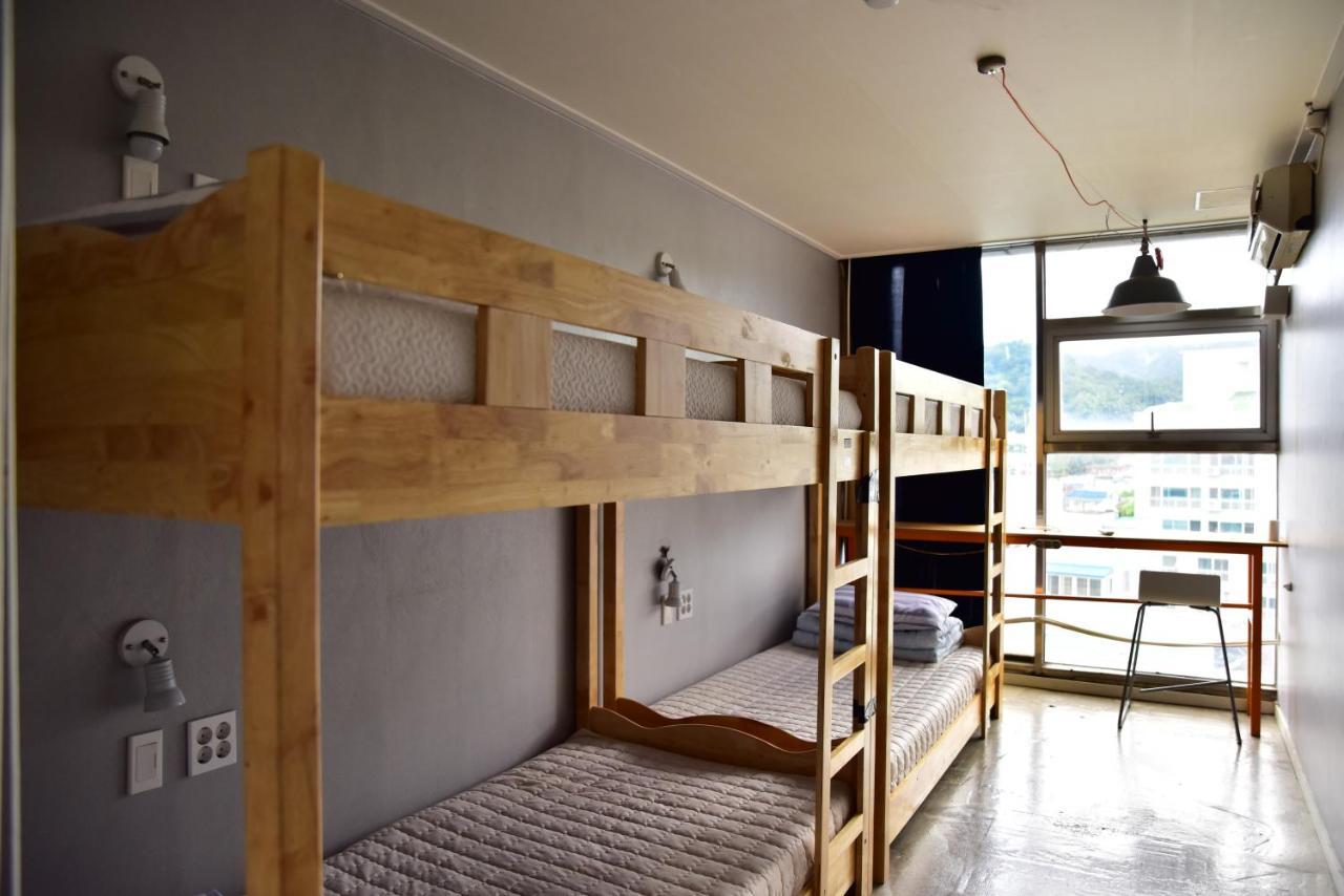 Lifeguesthouse Tongyeong Bagian luar foto