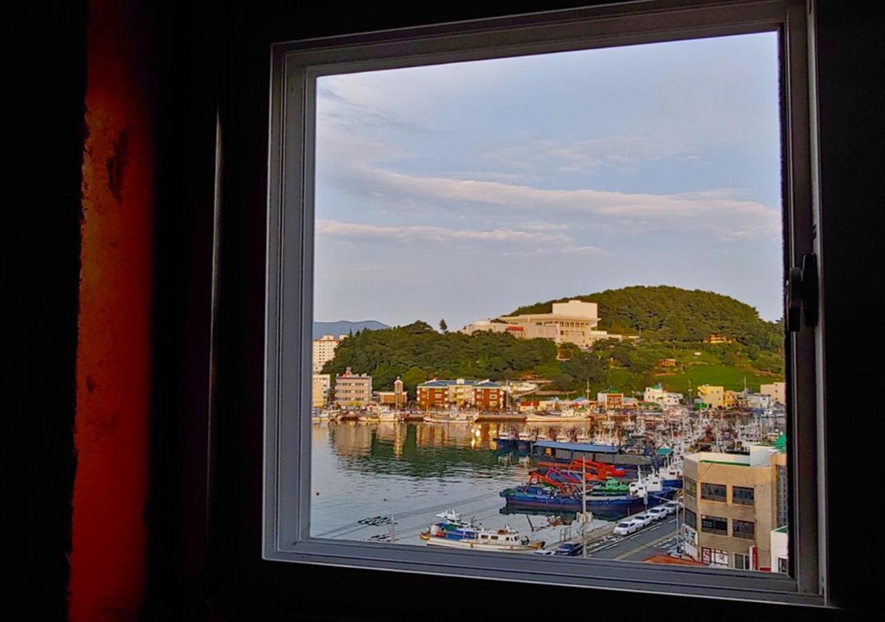 Lifeguesthouse Tongyeong Bagian luar foto